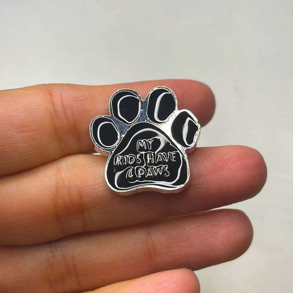 Enamel pin My Kids Have 4 Paws